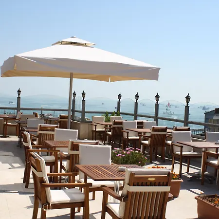 Sultanhan - Special Category Hotell