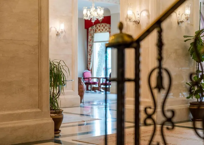 Sultanhan - Special Category Отель 4*