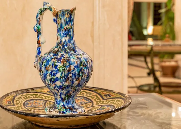 Sultanhan - Special Category Стамбул